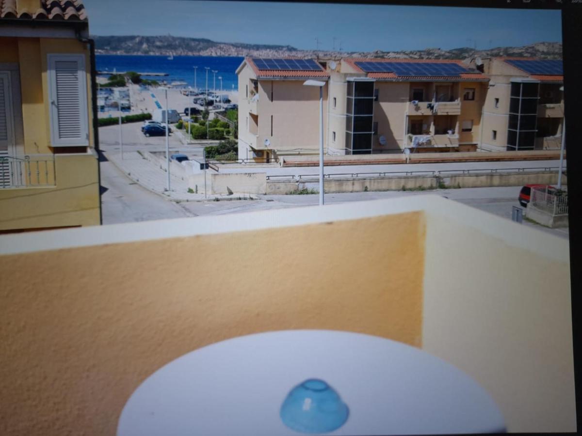 Le Camere Sul Porto Palau Luaran gambar